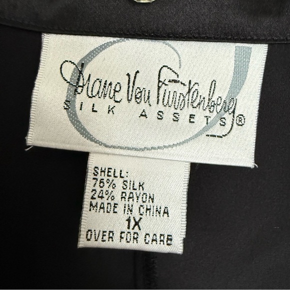 Diane Von Furstenberg Black Silk Velvet Button Up Blouse Plus Size 1X Editorial - Picture 6 of 7